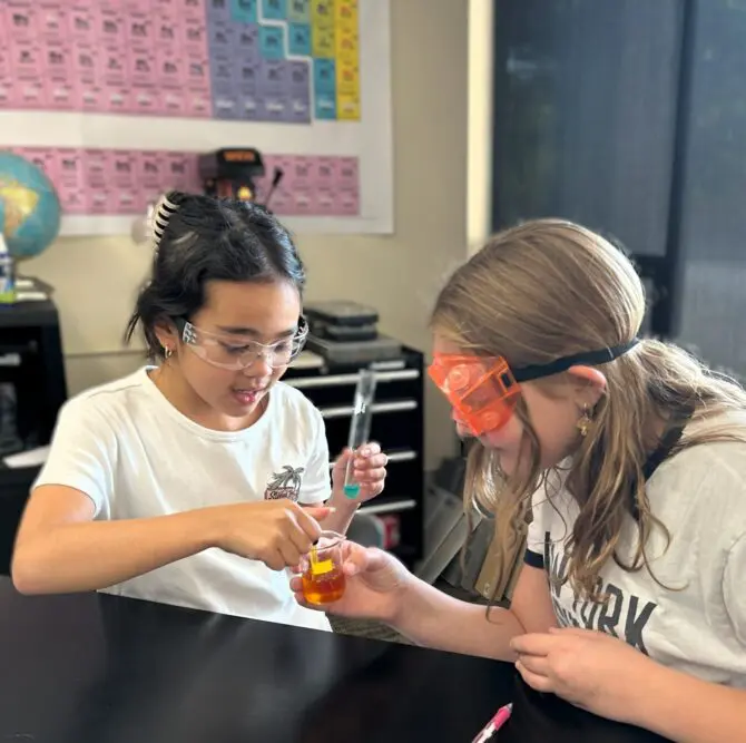 2526-9 -6th - Makayla,Eleanor